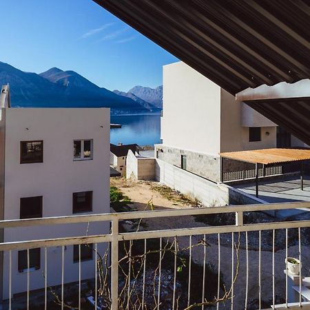 Appartamento Azure Adriatic Cattaro Esterno foto