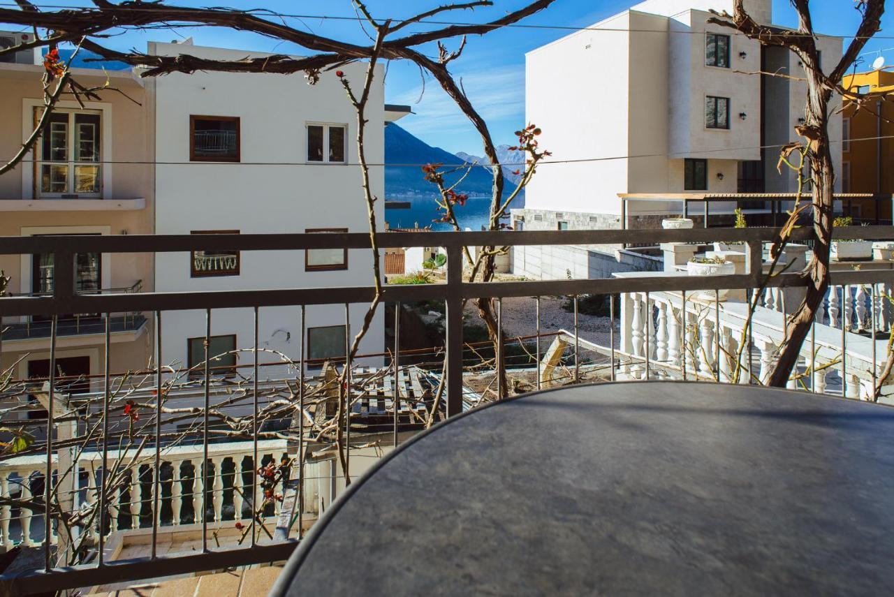 Appartamento Azure Adriatic Cattaro Esterno foto