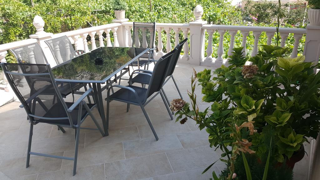 Appartamento Azure Adriatic Cattaro Esterno foto